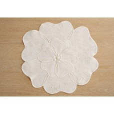 Сервірувальна серветка у формі квітки D38см Petal Light, колір - білий молочний